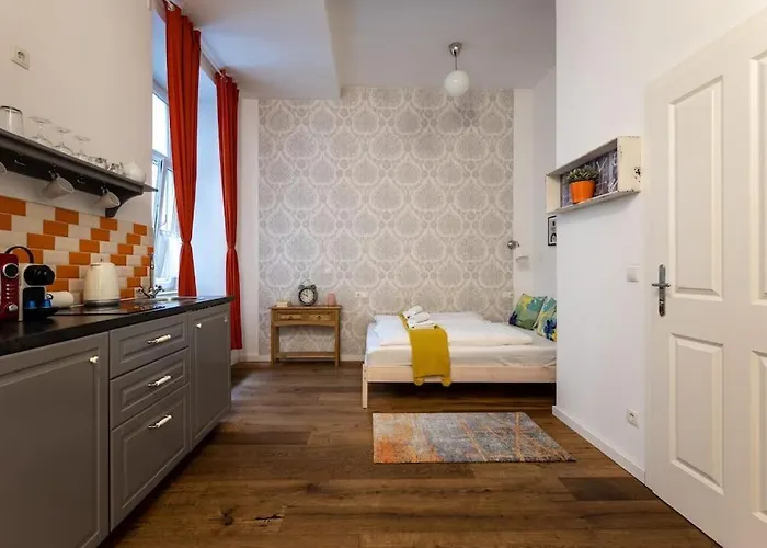 Compact Near Center By Hm Vienna